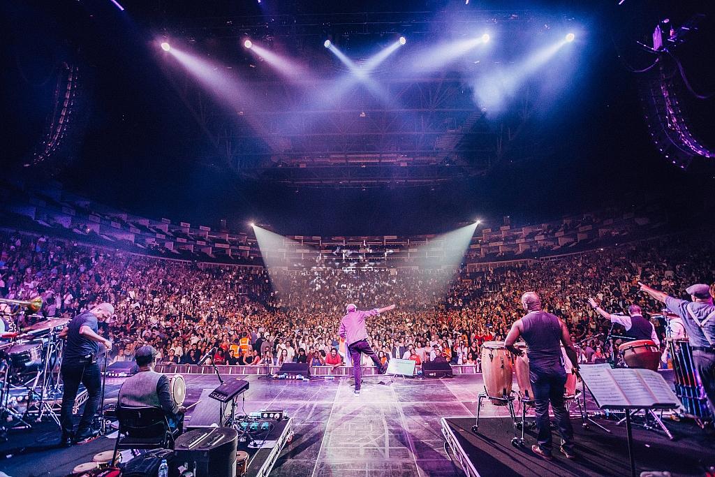 Juan Luis Guerra - Hola London - The O2