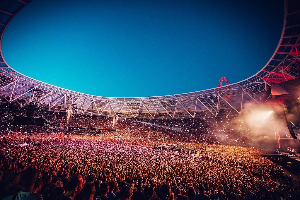 Foo Fighters - Concrete and Gold Tour - London Stadium