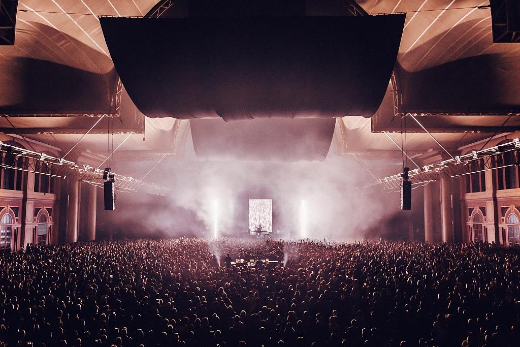 Nothing But Thieves - Ally Pally - London