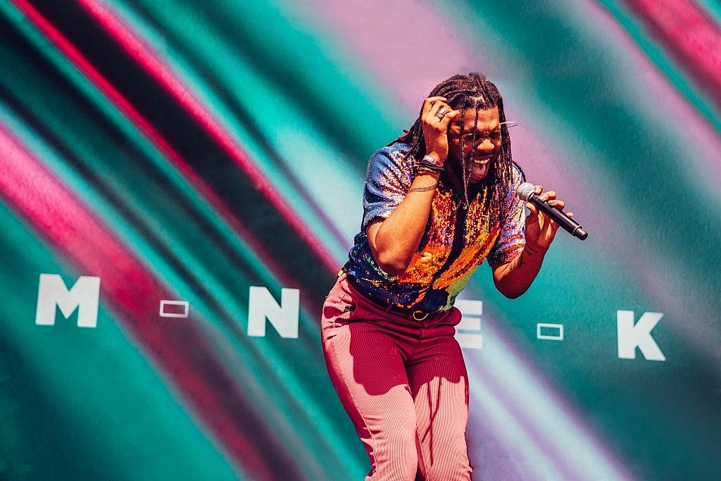 MNEK - Mighty Hoopla - London