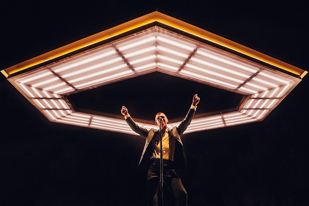 Arctic Monkeys - Tranquility Base Hotel and Casino Tour - The O2 - London