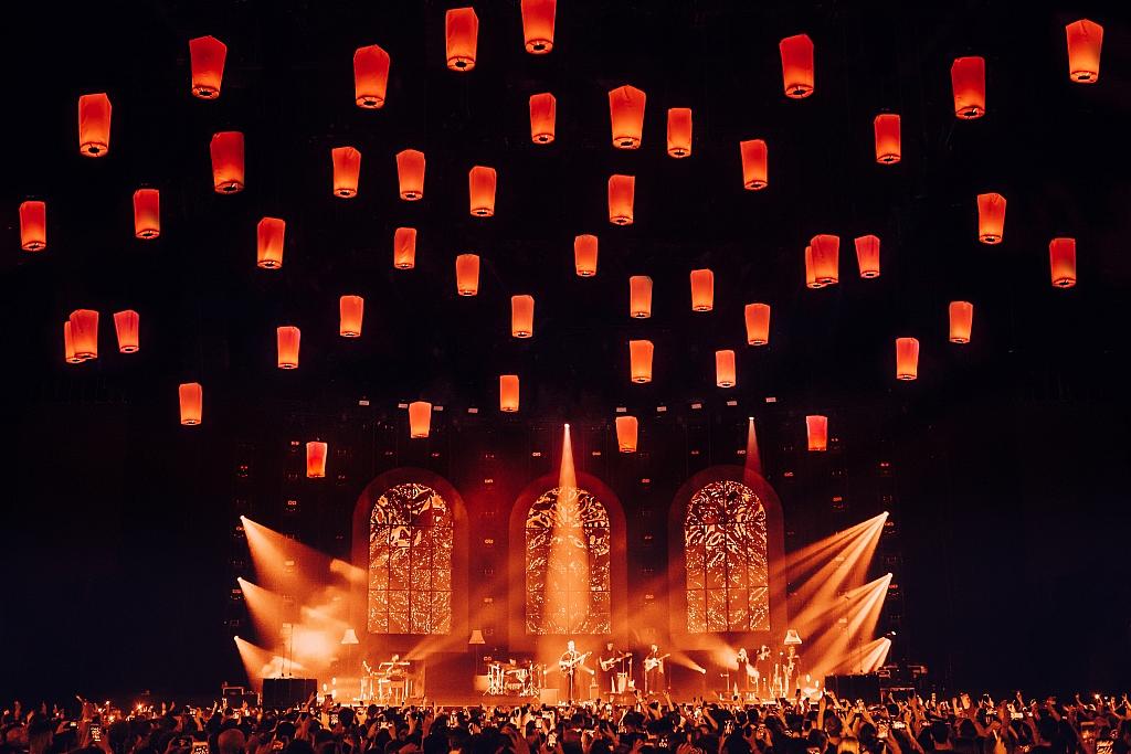 George Ezra - The O2 - London