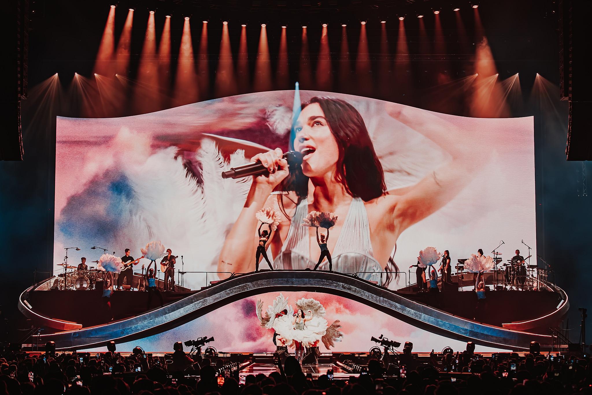 Luke Dyson - Dua Lipa - Radical Optimism Tour at Ziggo Dome