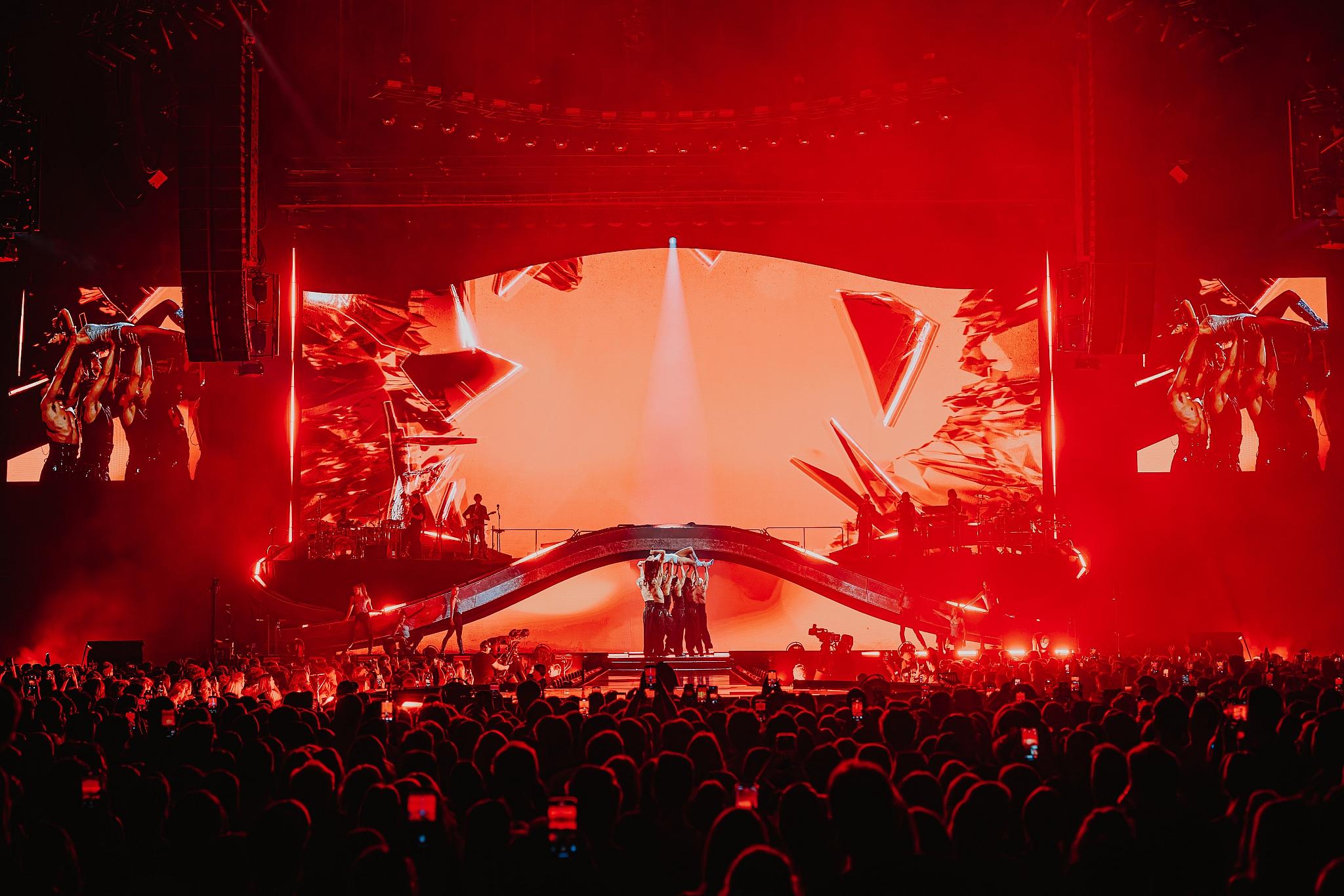 Luke Dyson - Dua Lipa - Radical Optimism Tour at Ziggo Dome