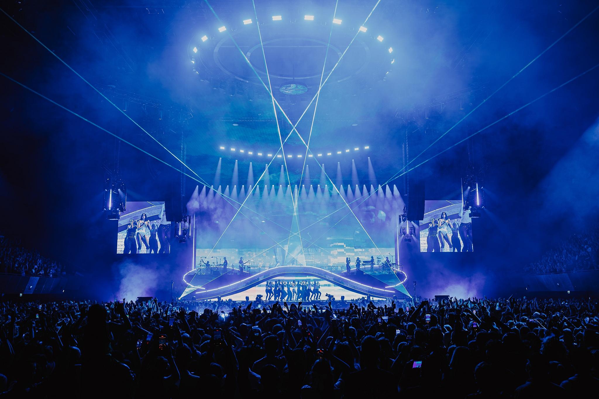 Luke Dyson - Dua Lipa - Radical Optimism Tour at Ziggo Dome