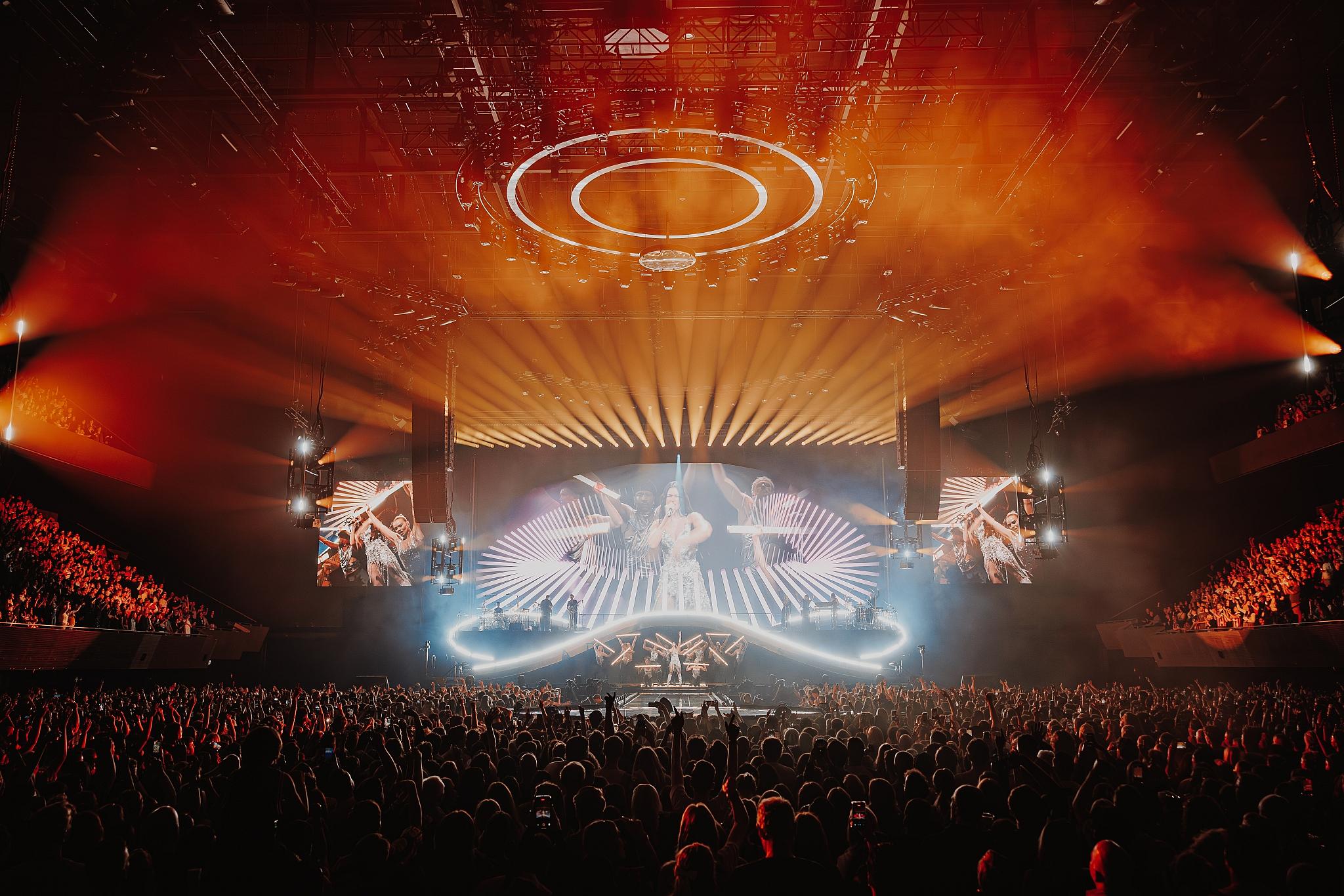 Luke Dyson - Dua Lipa - Radical Optimism Tour at Ziggo Dome