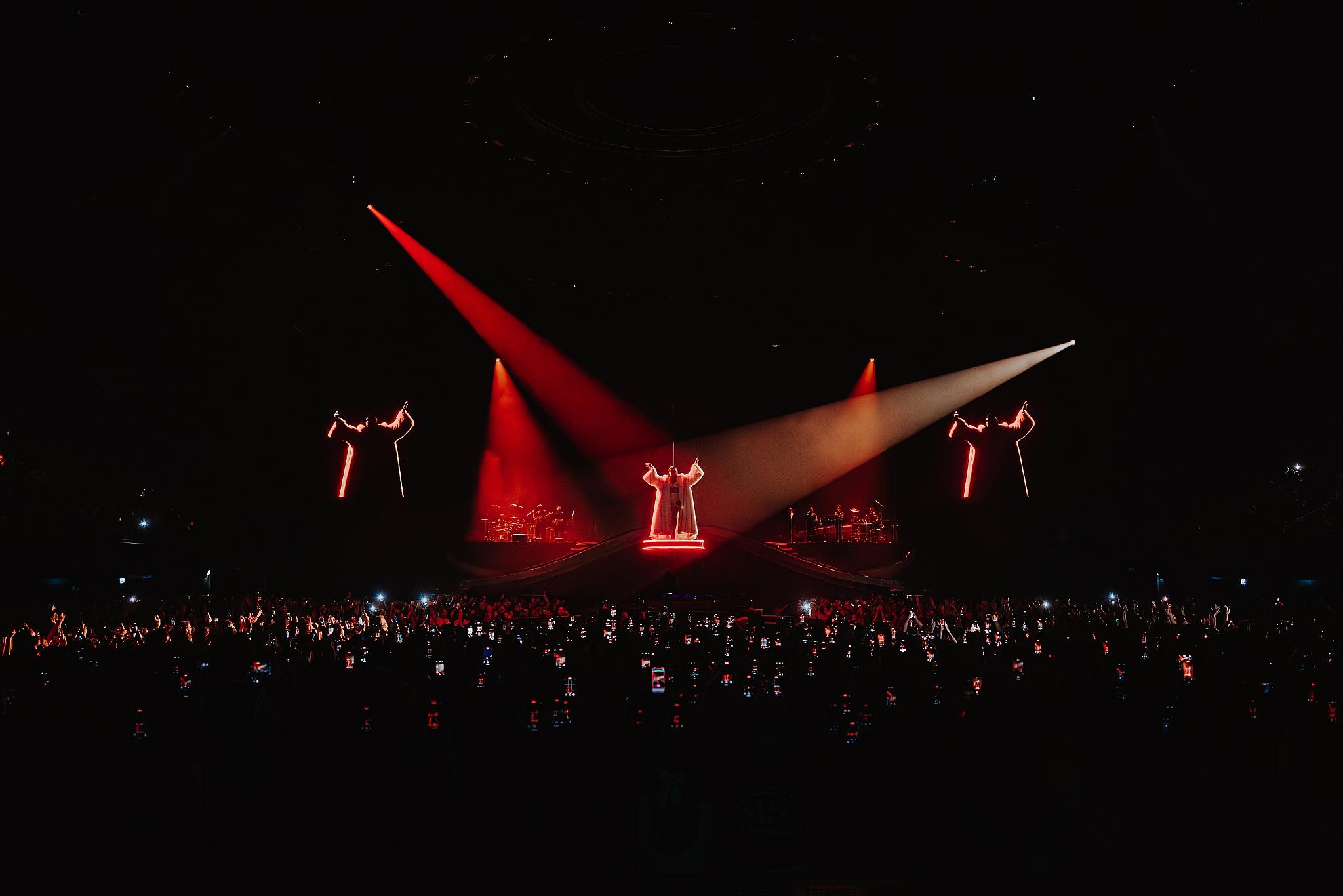 Luke Dyson - Dua Lipa - Radical Optimism Tour at Ziggo Dome