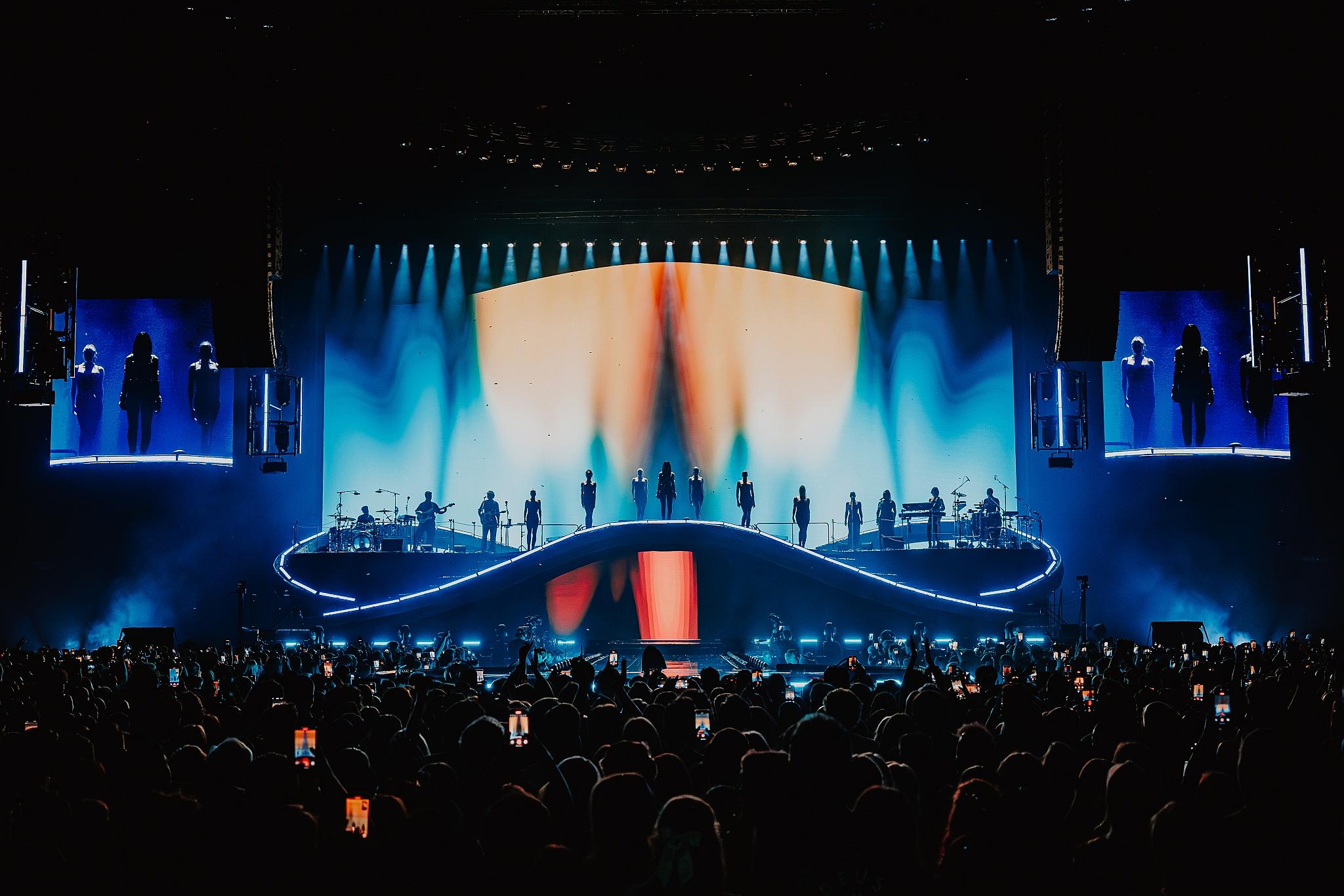 Luke Dyson - Dua Lipa - Radical Optimism Tour at Ziggo Dome