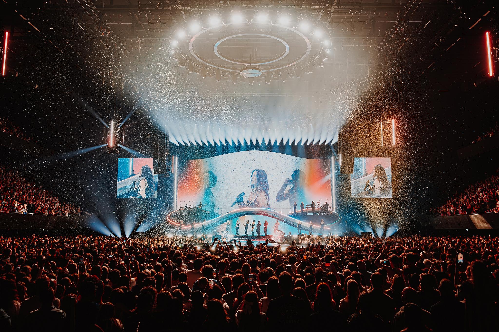 Luke Dyson - Dua Lipa - Radical Optimism Tour at Ziggo Dome
