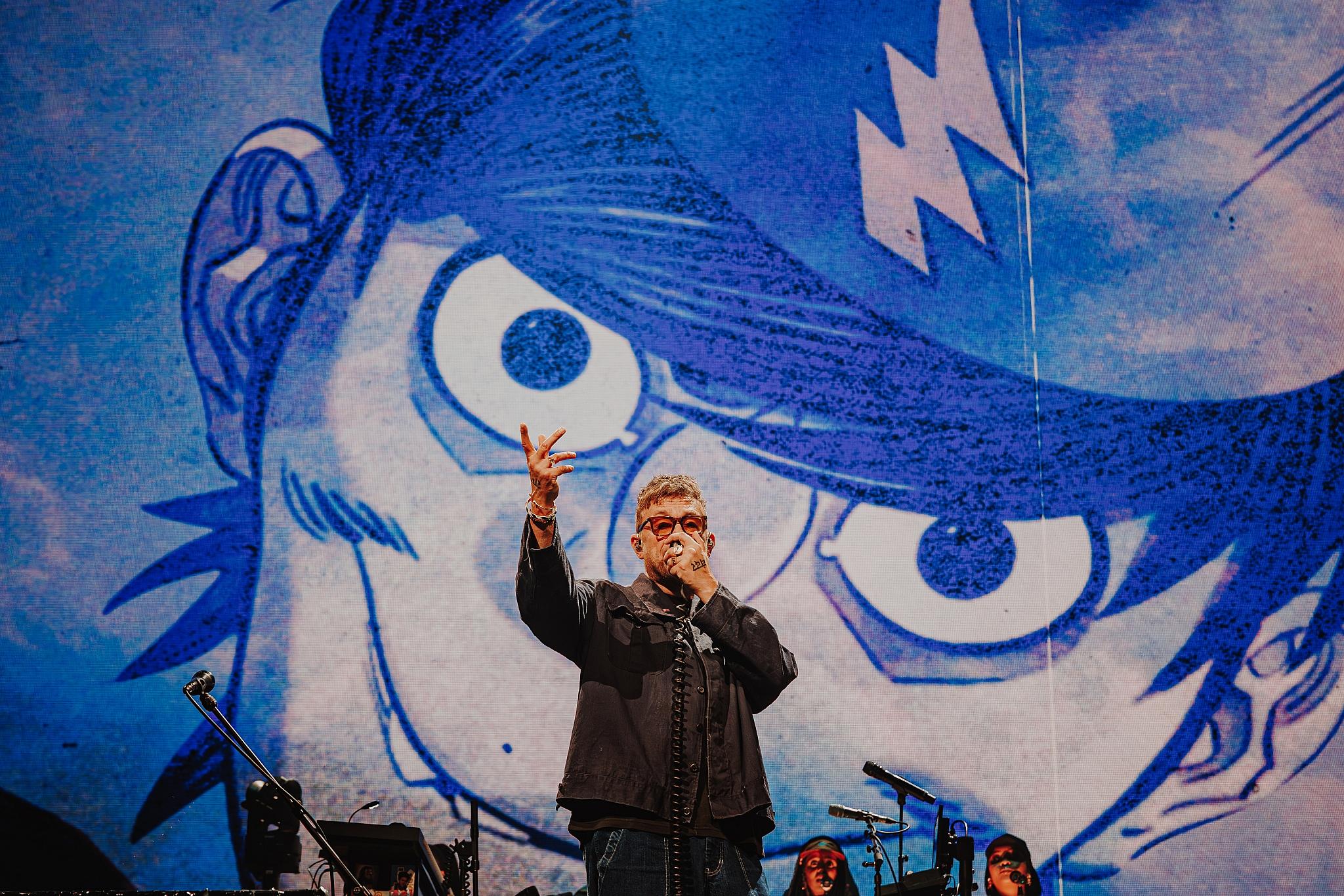 Luke Dyson - On tour with Gorillaz - The Mountain Tour