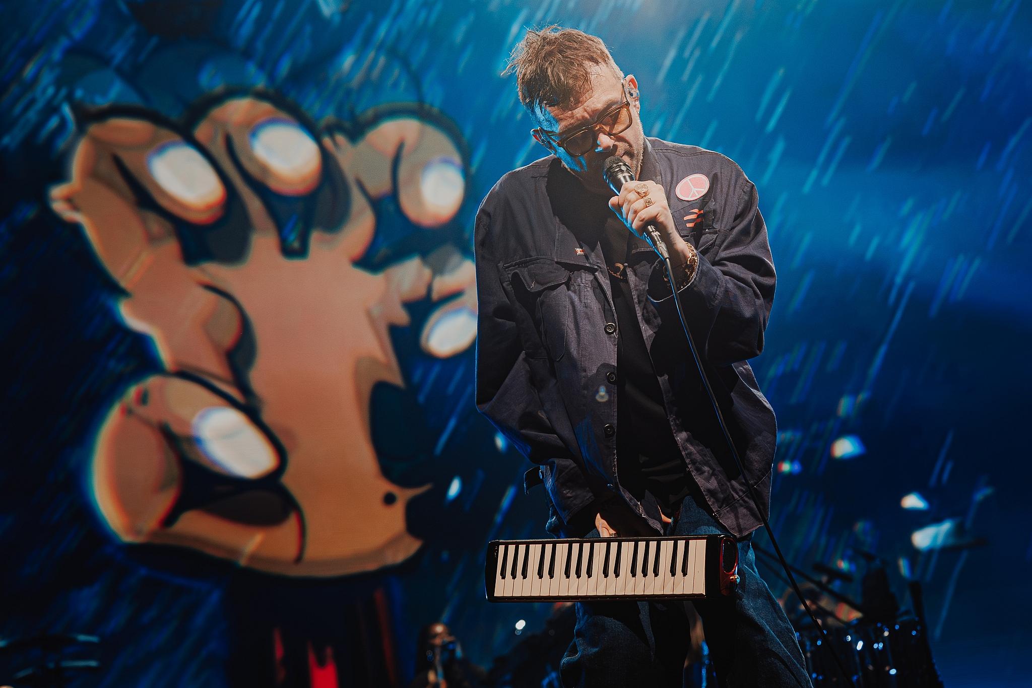Luke Dyson - On tour with Gorillaz - The Mountain Tour
