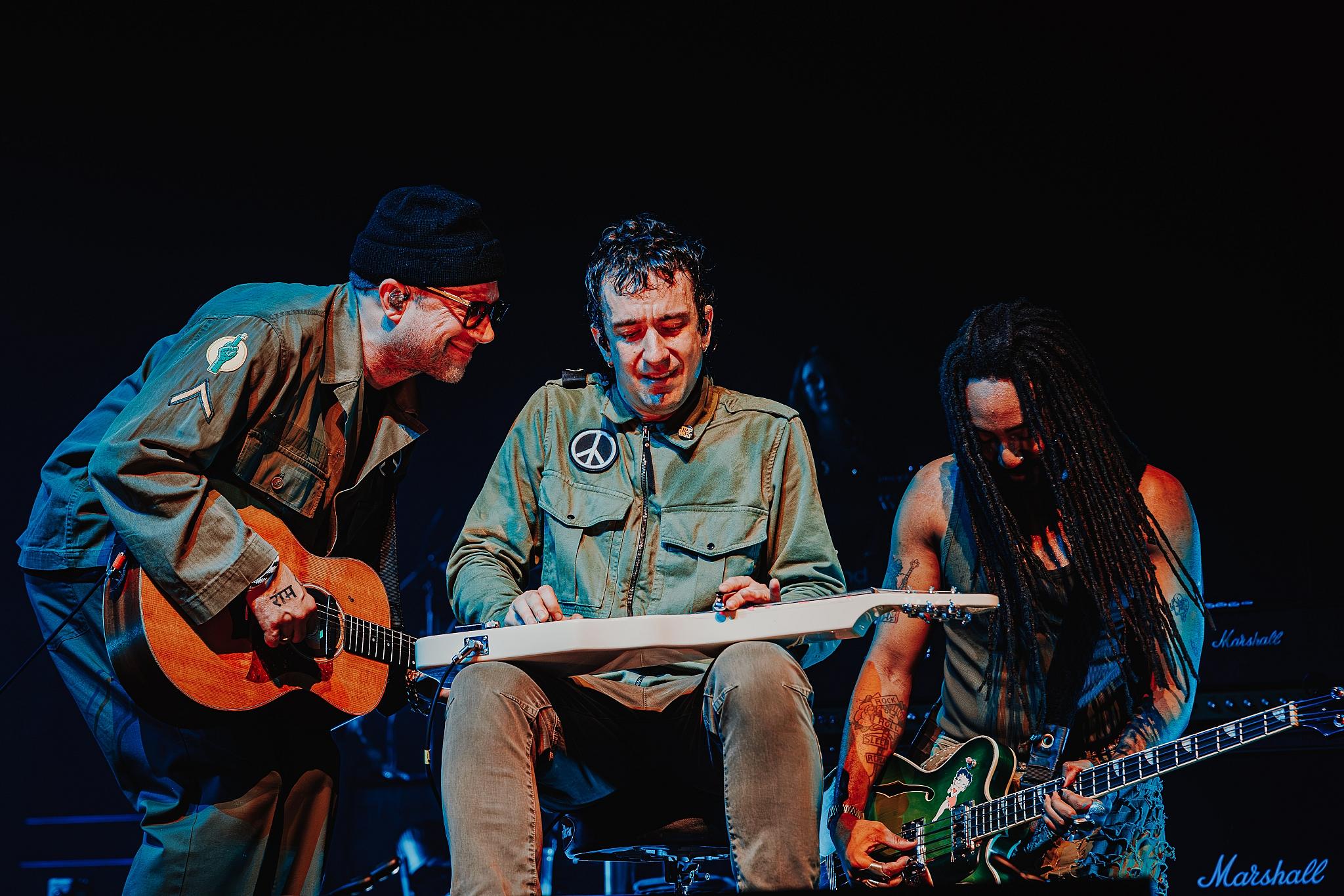 Luke Dyson - On tour with Gorillaz - The Mountain Tour