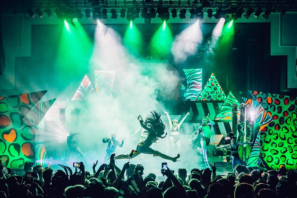 Sink the Pink - Into The Wild - The Troxy - London