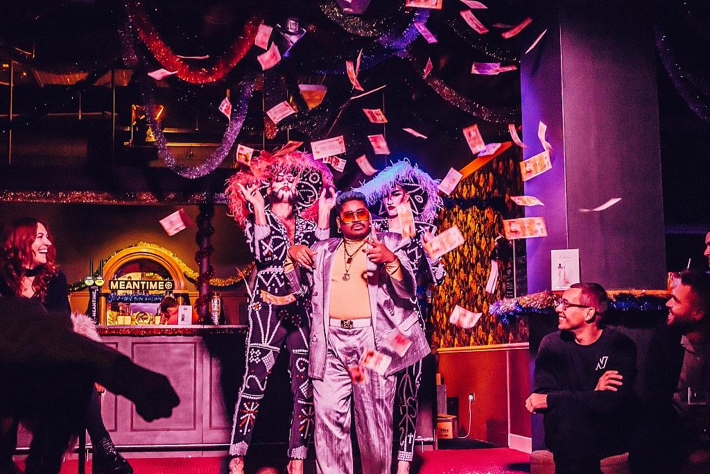 The Queens Head - Sink the Pink - Selfridges - London