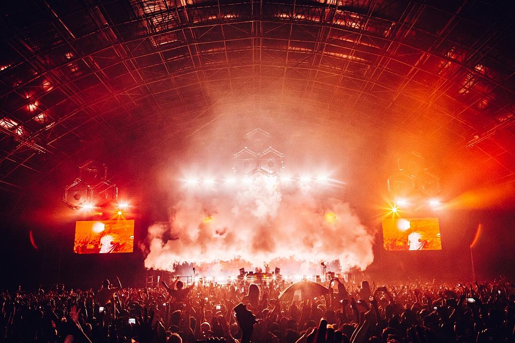 Above and Beyond - Creamfields Steelyard - London