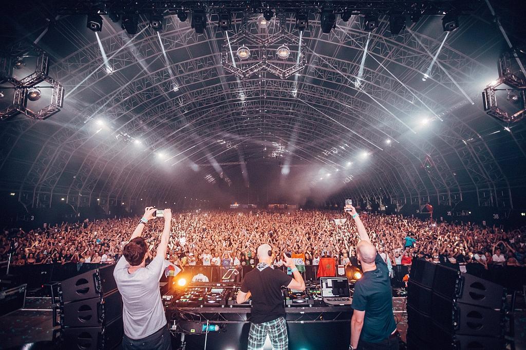 Above and Beyond - Creamfields Steelyard - London