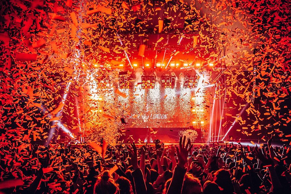 The Chainsmokers - Melody VR - Ally Pally - London