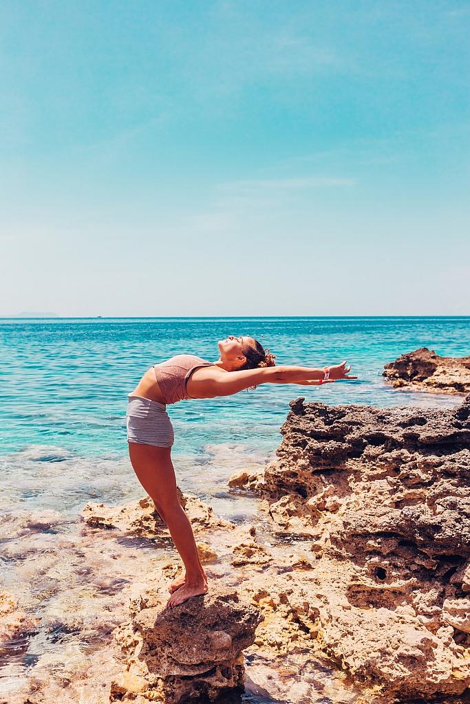 Tara Margulies - Anjunadeep Explorations - Albania