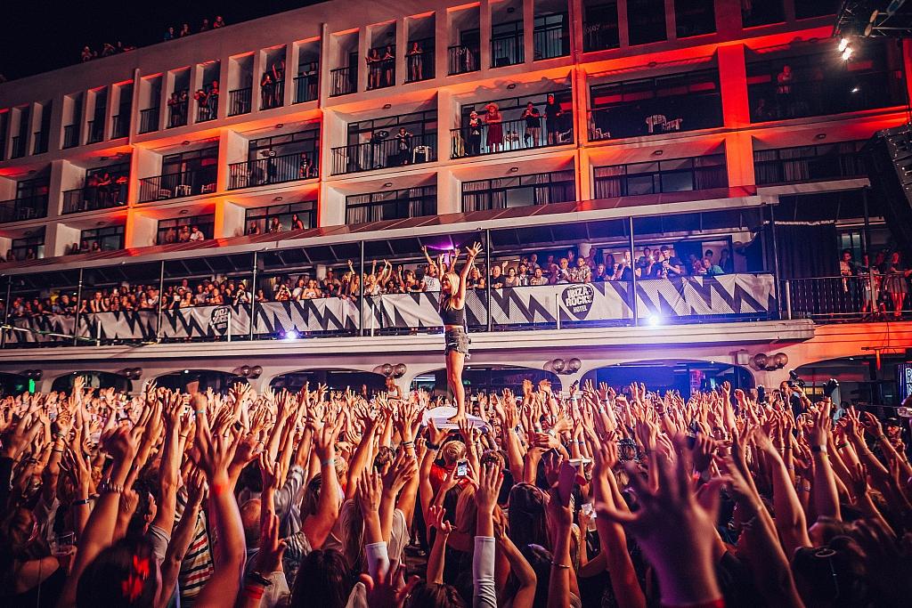 Laura Whitmore - Ibiza Rocks - Ibiza