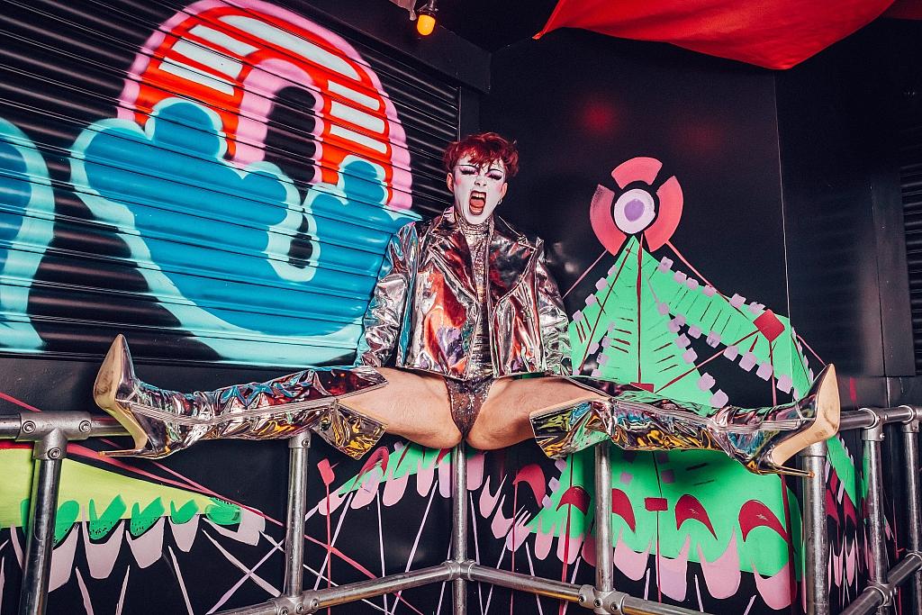 Savage - Metropolis Gentlemens Club - London