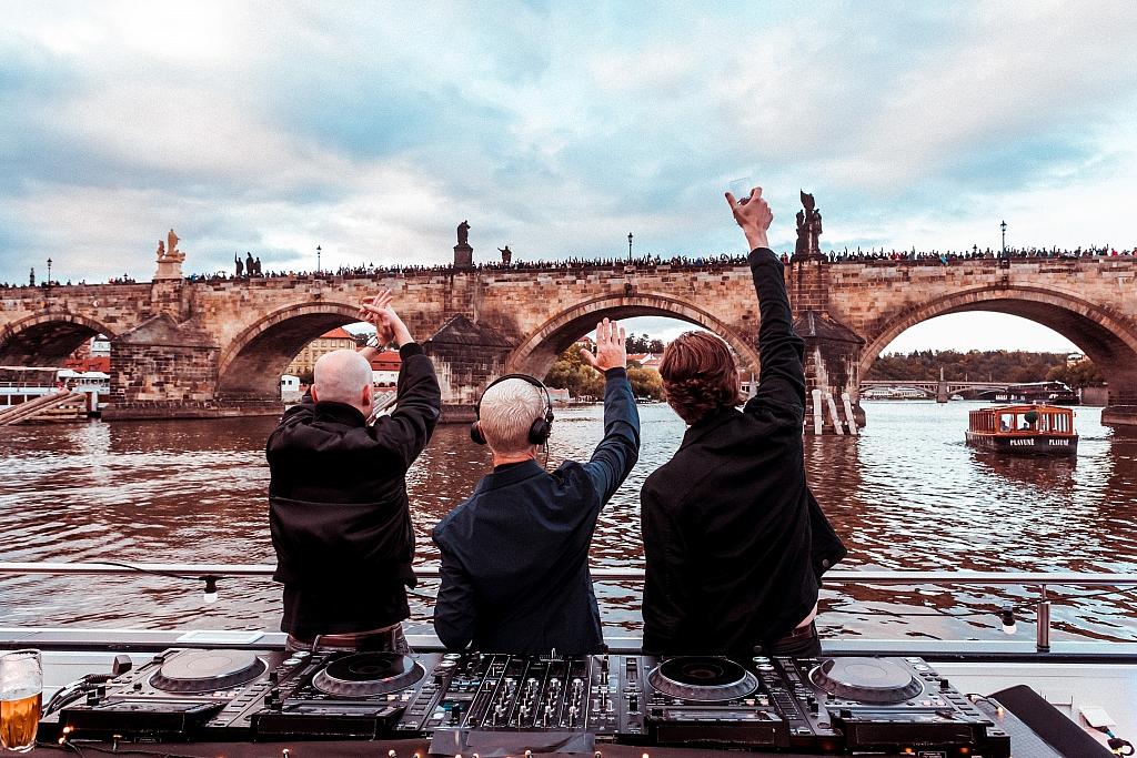 Above & Beyond - #ABGT350 - Deep Set Boat Party - Prague - Czech Republic
