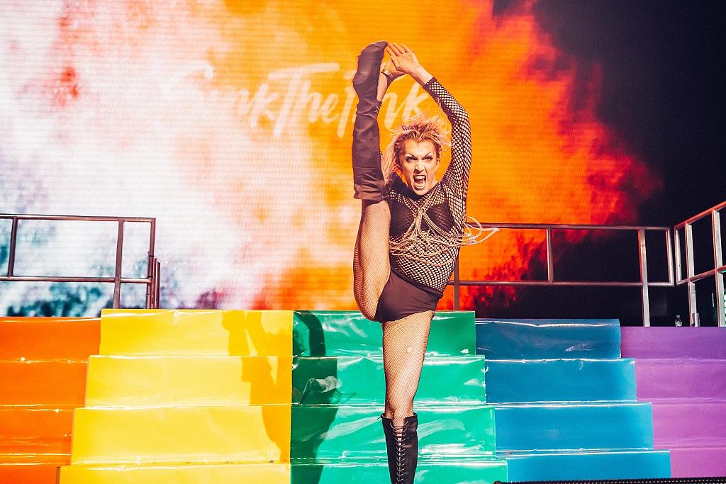 Sink The Pink - Colour Ball - Brixton Academy - London