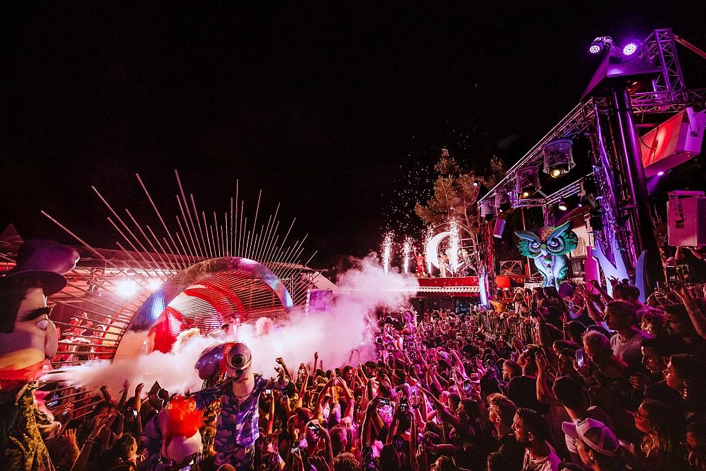 The Gardenarium - Elrow x Absolut - Cova Santa - Ibiza