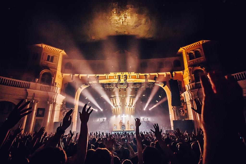 Justice - Woman Worldwide Tour