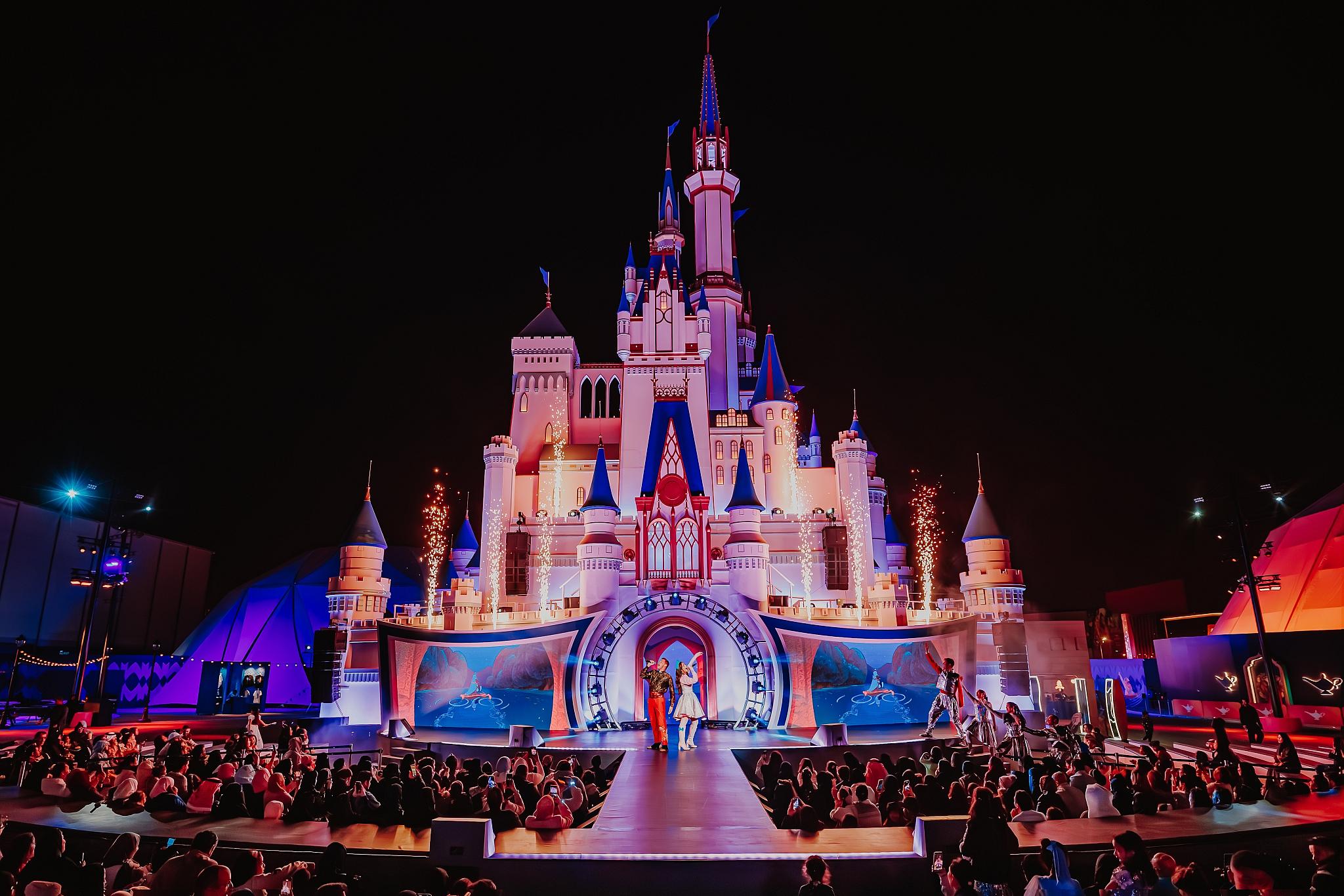 Luke Dyson - Disney: The Castle